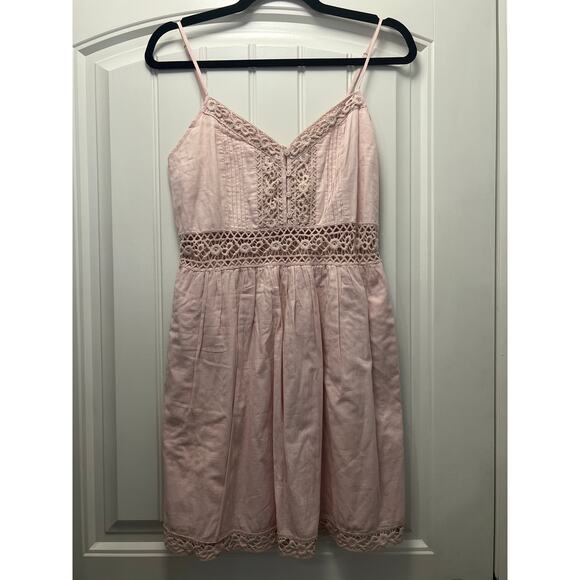 Abercrombie & Fitch Women’s Smock Back Lace-Trimmed Mini Dress Size M Blush Pink - Picture 2 of 7